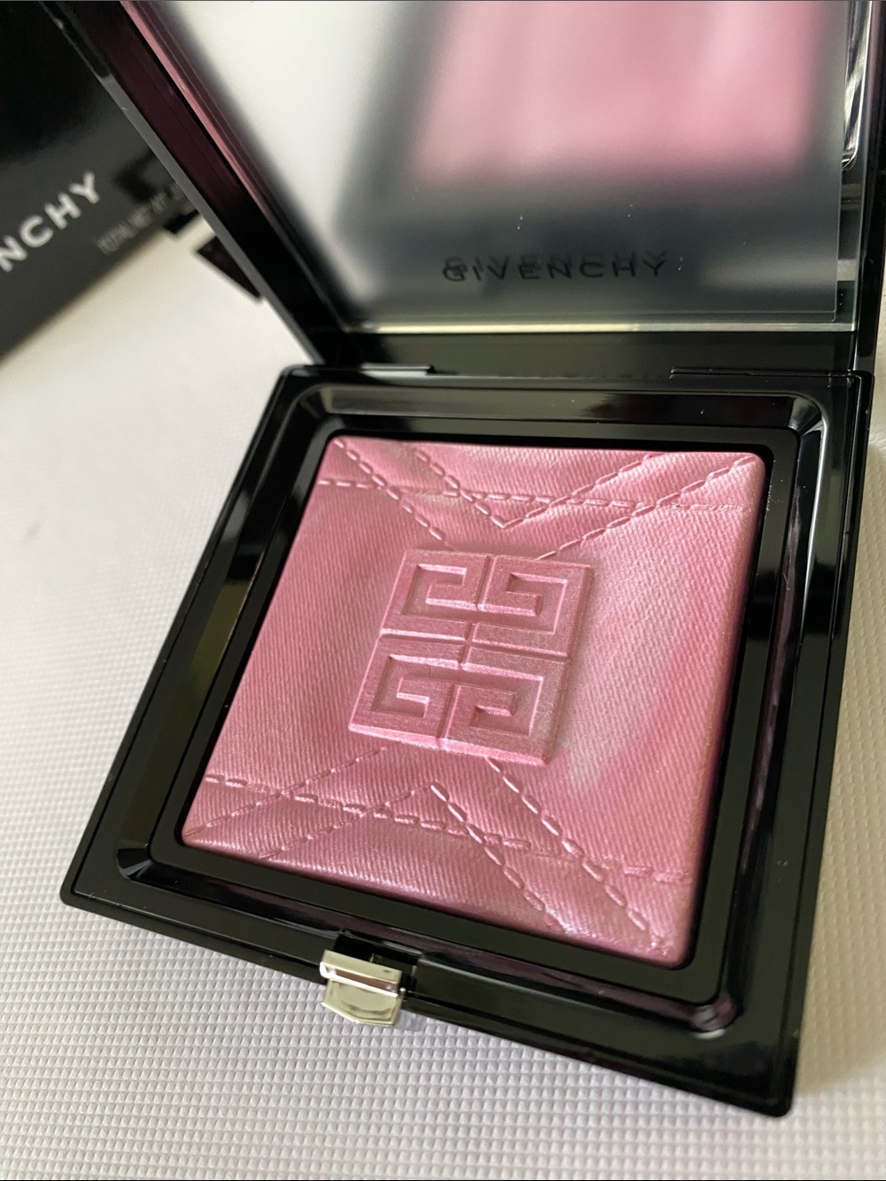 Givenchy Prisme Libre Highlighter Powder